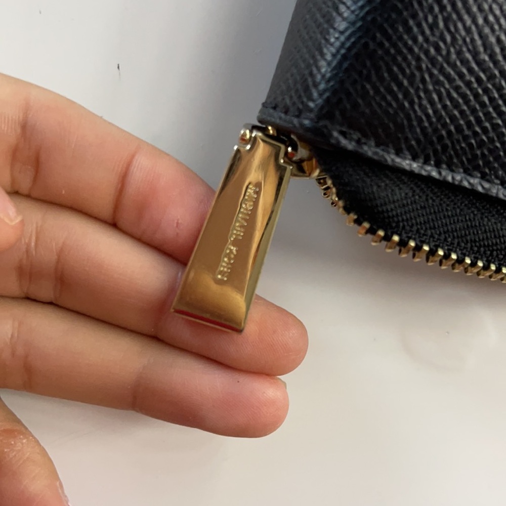 Michael kors wallet - Picture 3 of 3
